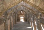 Palaces and more in Mandu